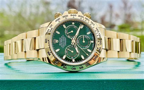 rolex gold green dial daytona